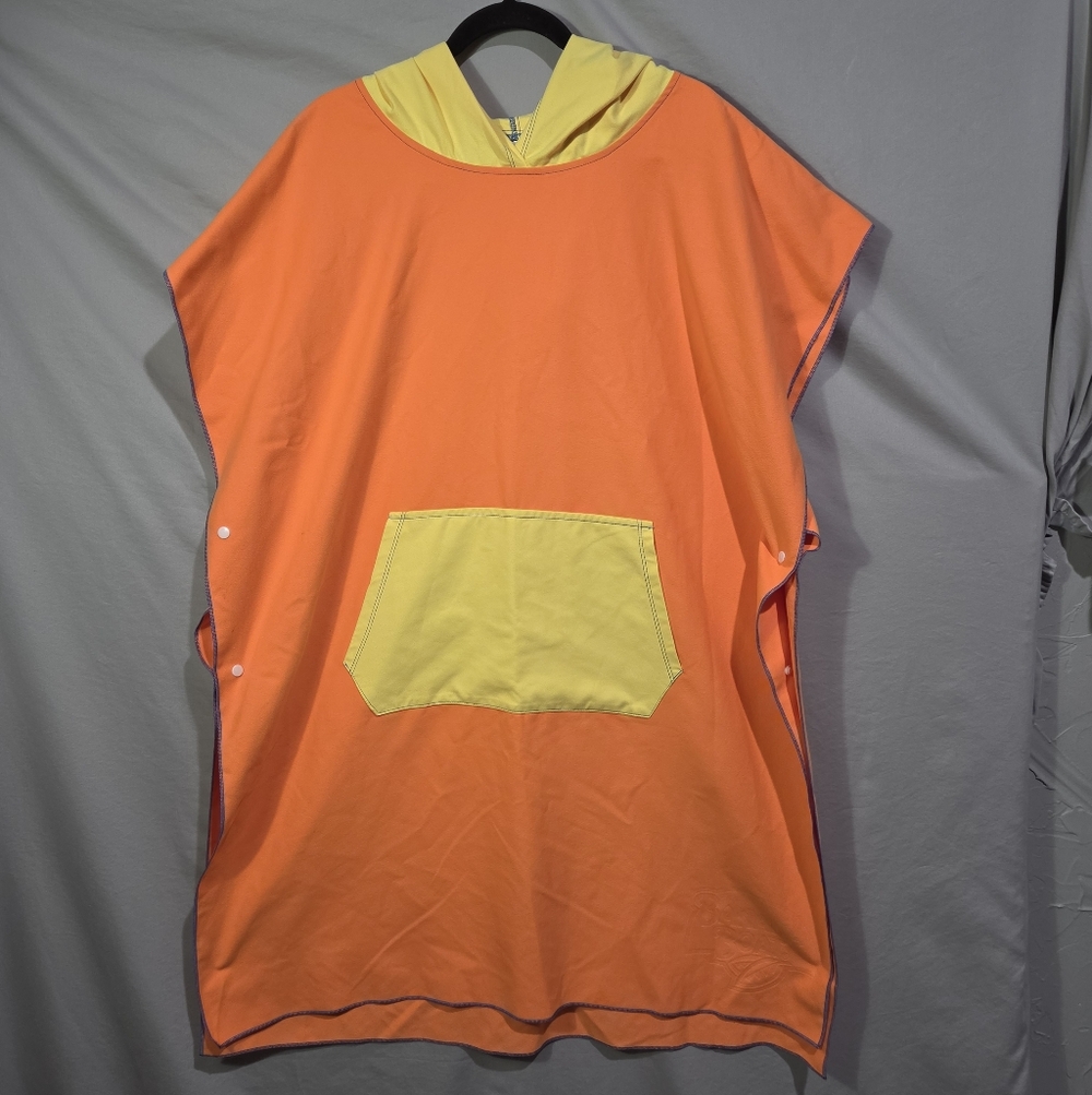 Banana Boat FINTEX Orange yellow Hooded Beach Surfing TOWEL Surf PONCHO One Size